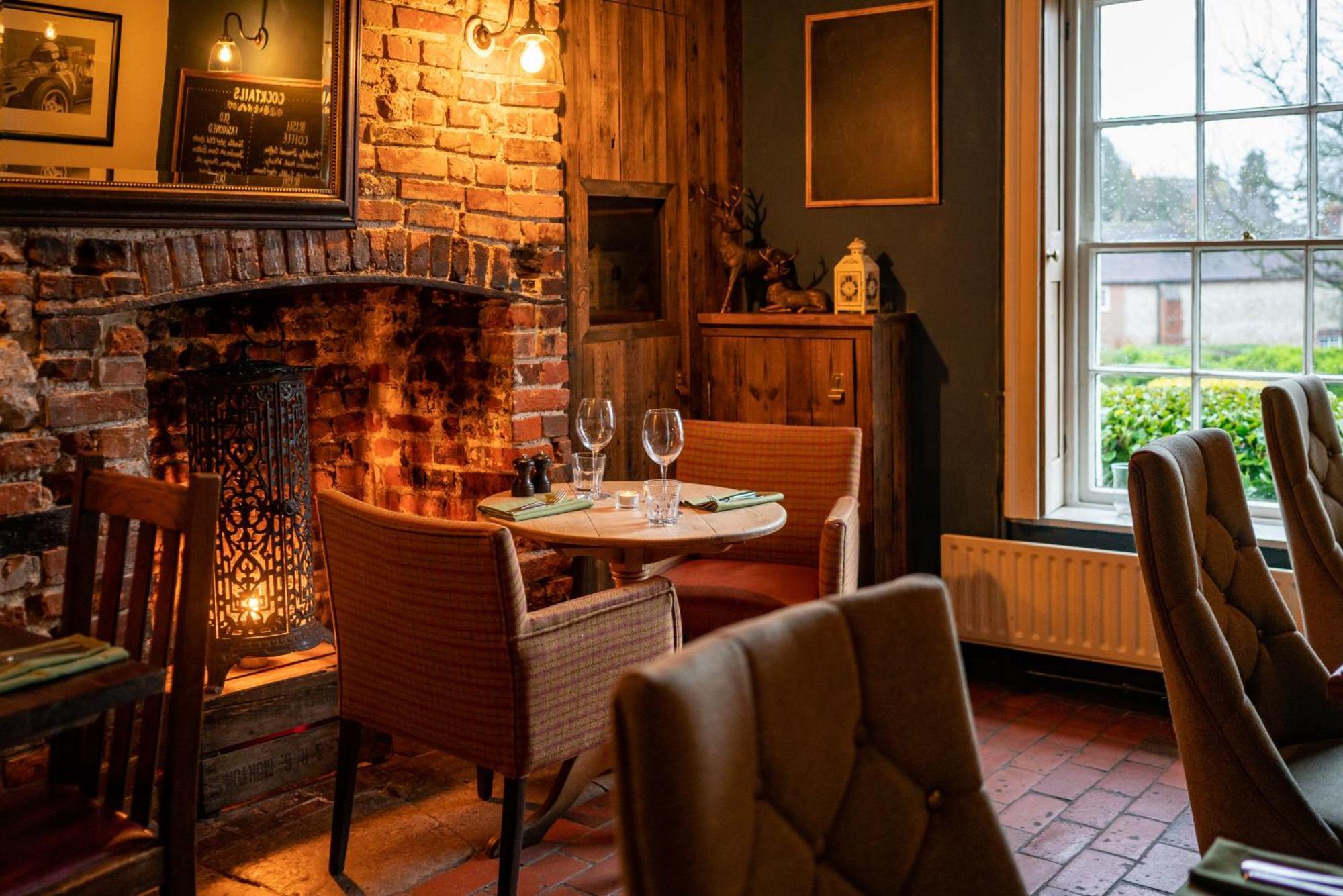 The Royal Oak Inn Chichester Extérieur photo