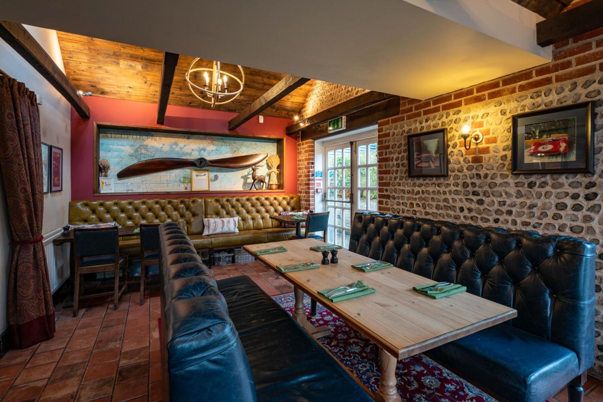 The Royal Oak Inn Chichester Extérieur photo