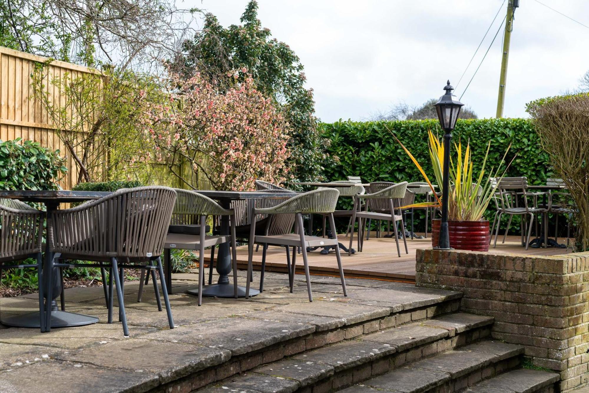 The Royal Oak Inn Chichester Extérieur photo