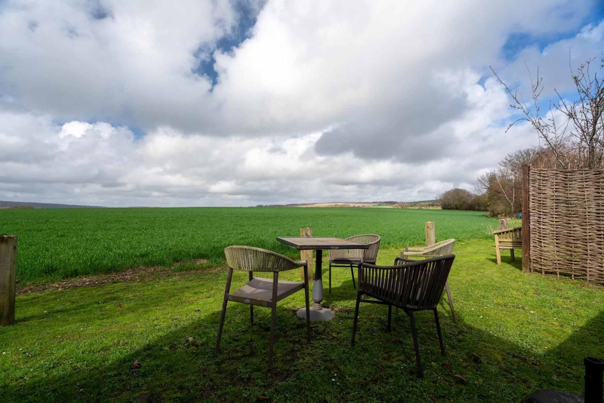 The Royal Oak Inn Chichester Extérieur photo
