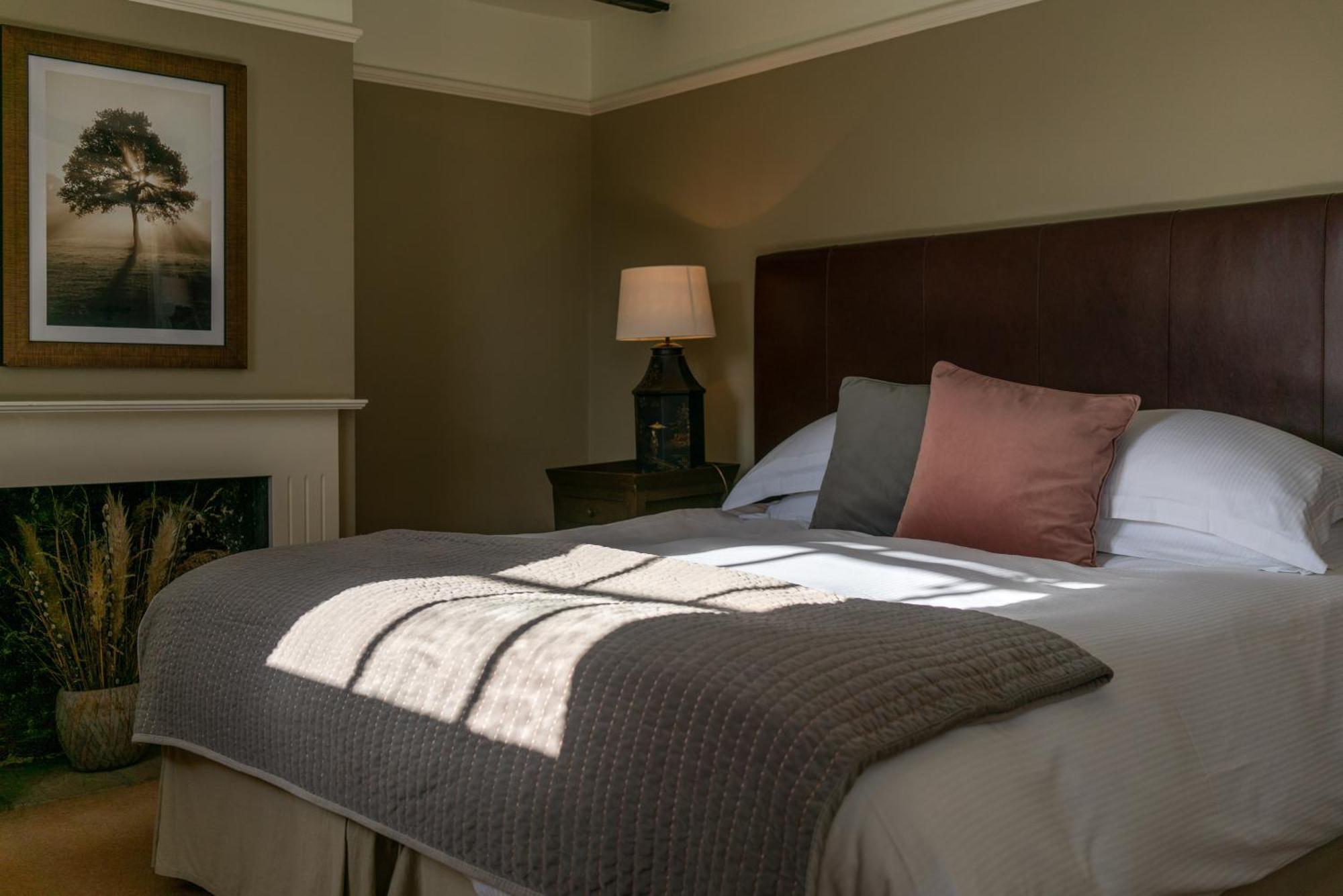 The Royal Oak Inn Chichester Extérieur photo