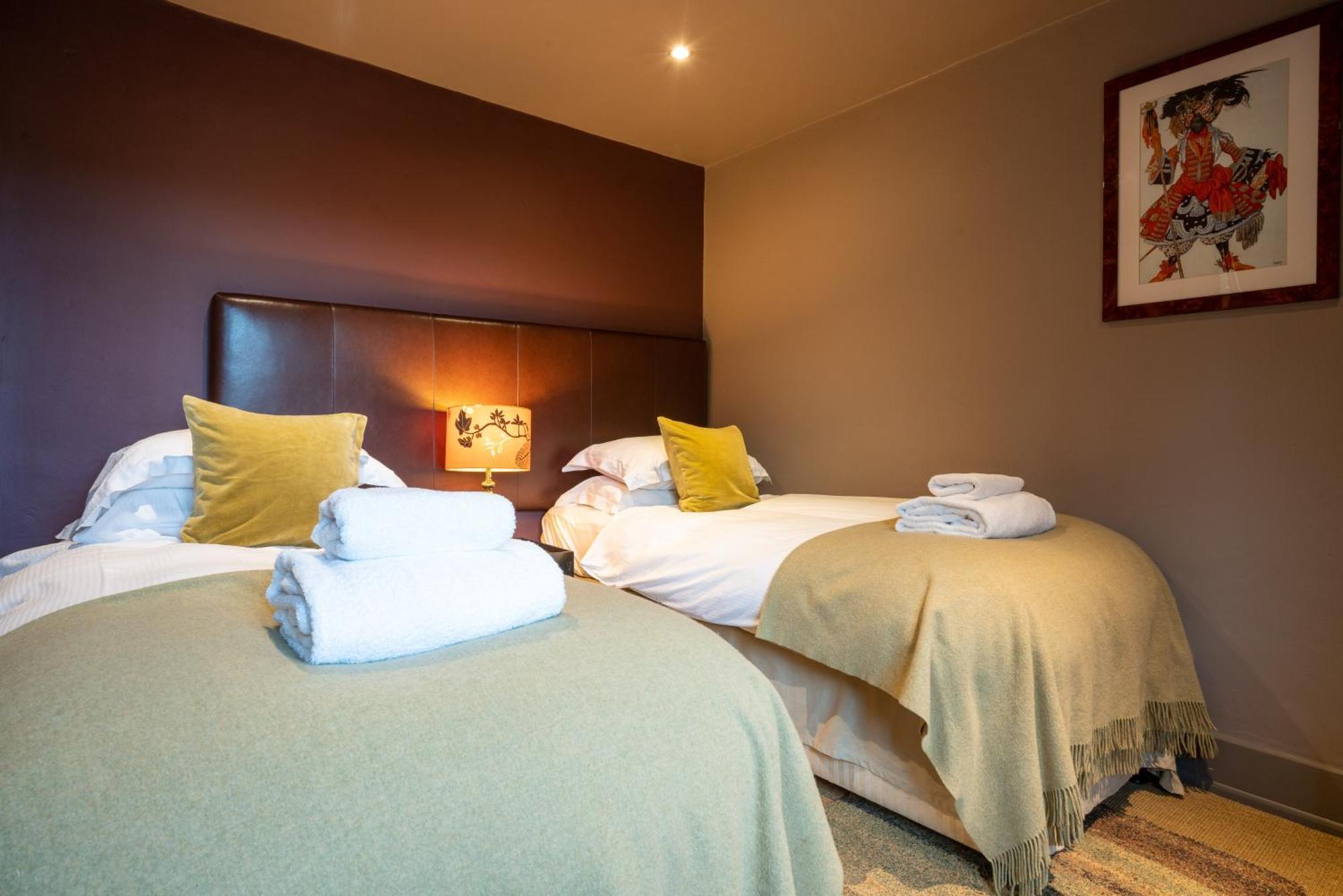 The Royal Oak Inn Chichester Extérieur photo