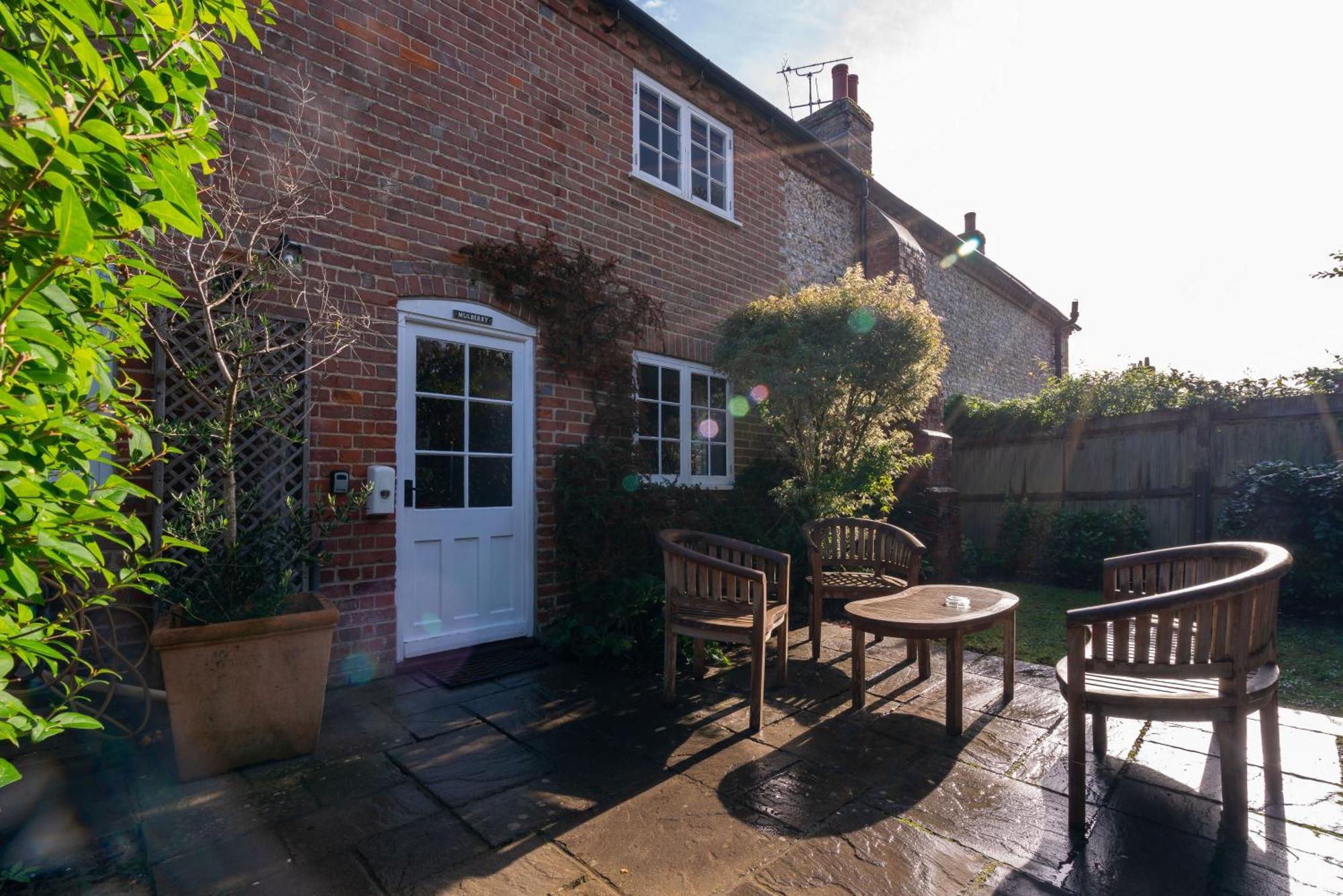The Royal Oak Inn Chichester Extérieur photo