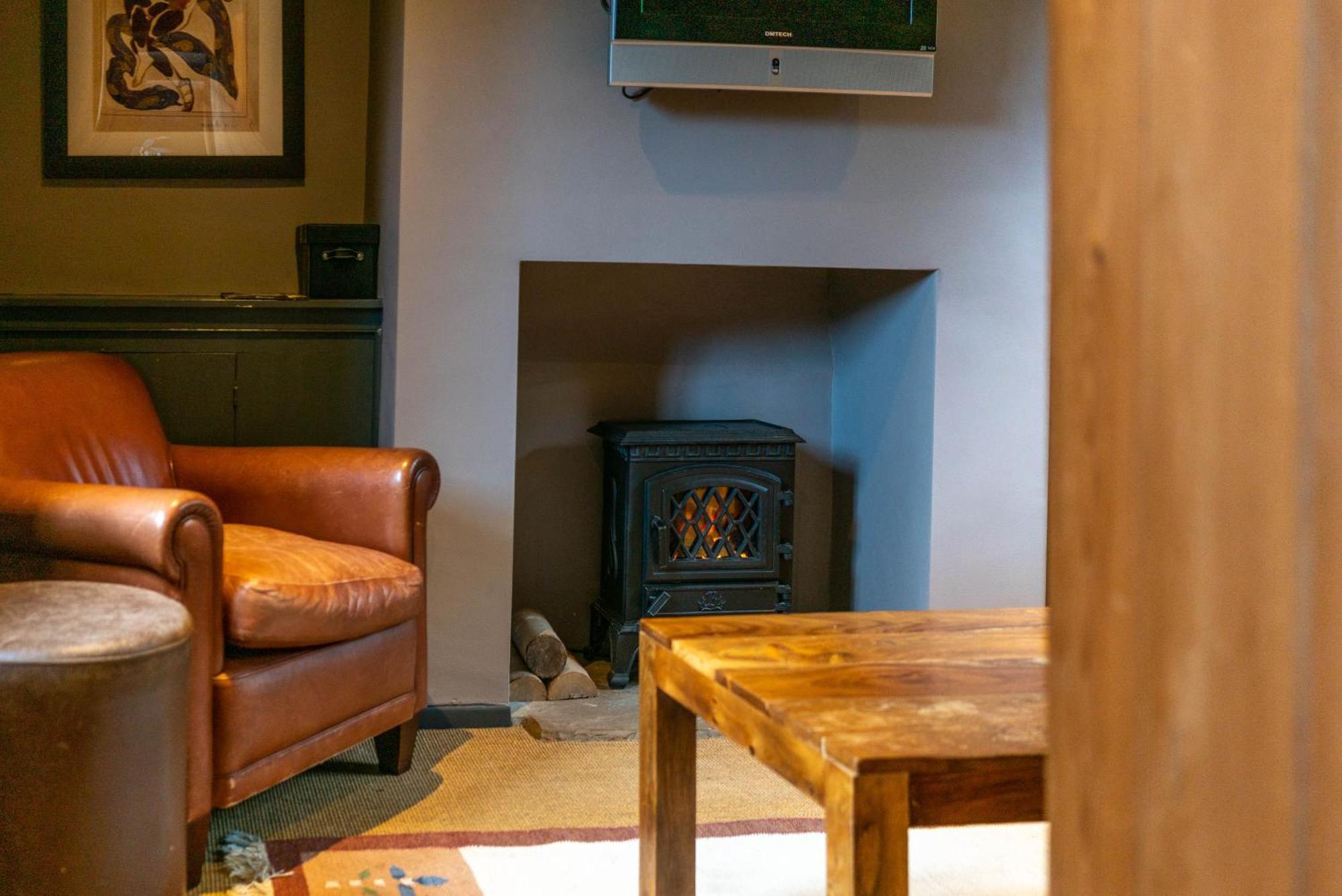 The Royal Oak Inn Chichester Extérieur photo
